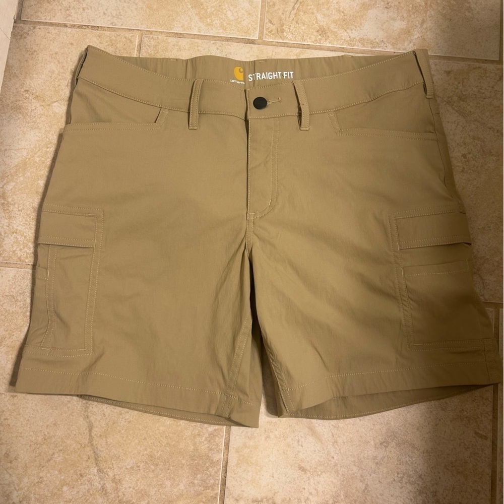 New Without Tags Women’s Carhartt Tan Straight Fit Cargo Shorts